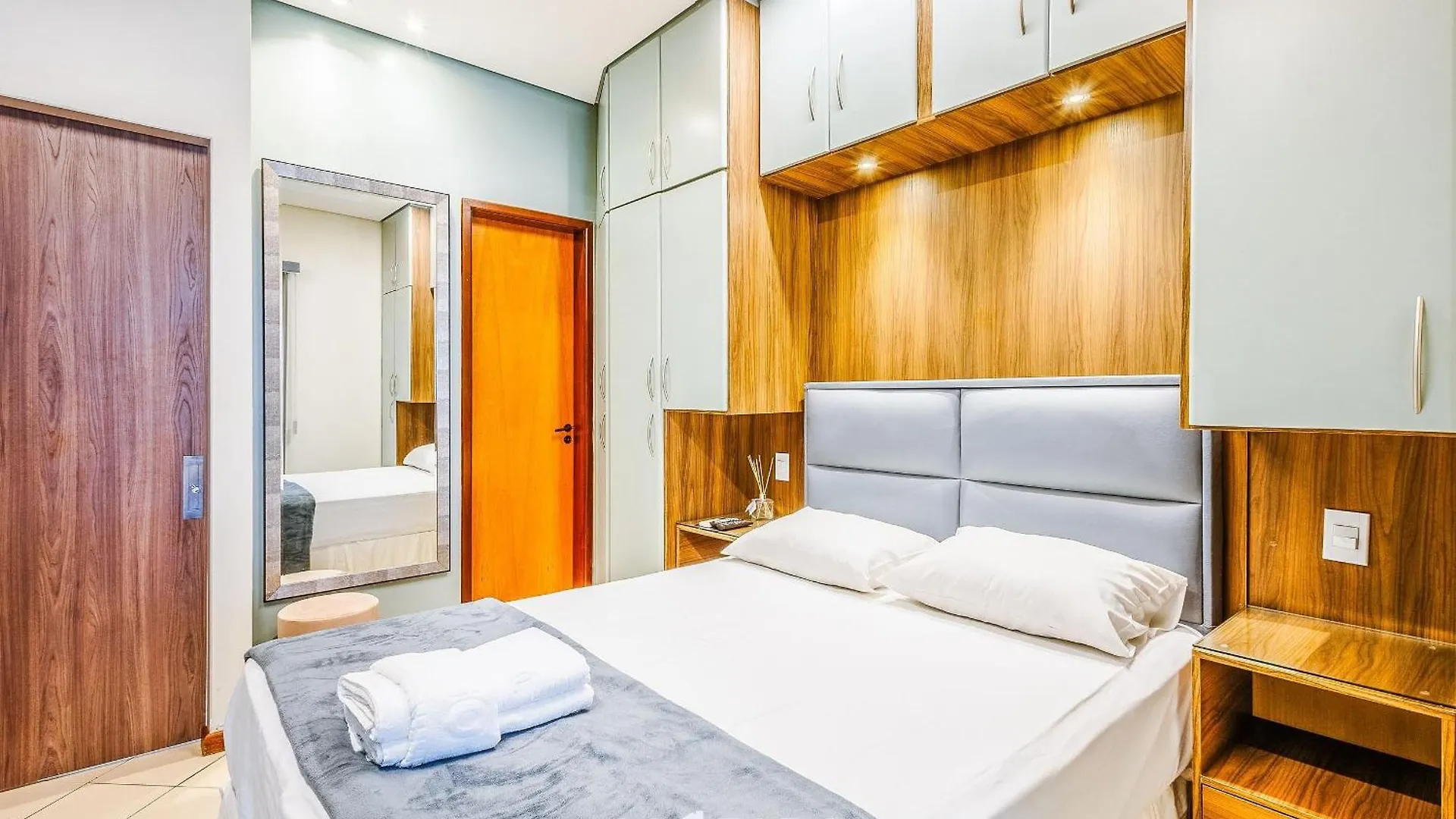 Lägenhet Apt Completo Com Varanda, Setor Sudoeste - Por0017 Brasília